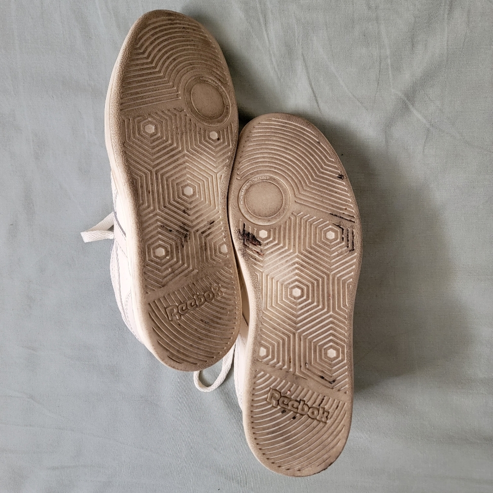 Shoes - Picture 4 of 4